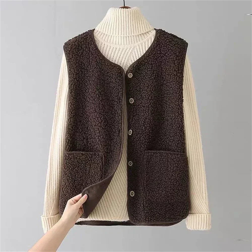 Blød Teddy Vest med Lommer – Komfort og Stil