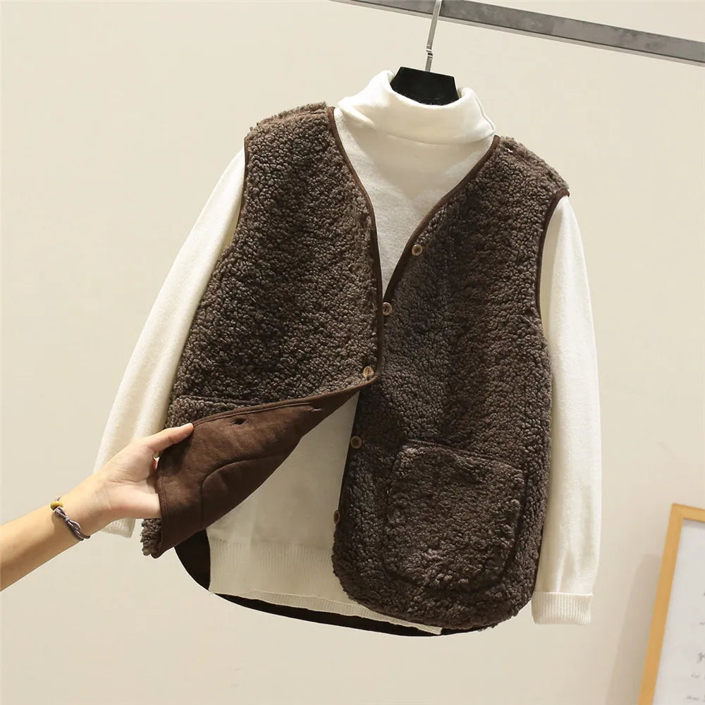 Blød Teddy Vest med Lommer – Komfort og Stil