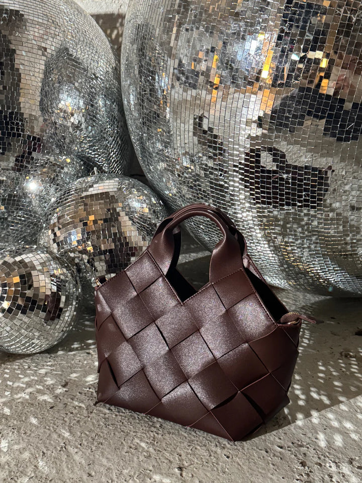 Marly Stilfuld Vævet Taske | Perfekt til Alle Sæsoner!