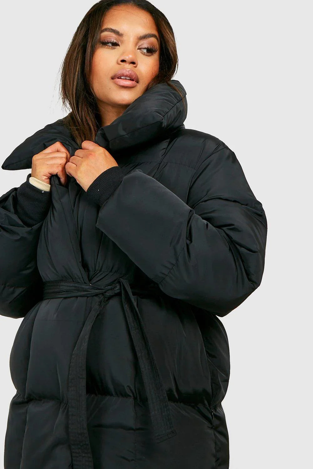 LUX PUFFER JAKKE – ELEGANCE OG VARME I ÉT DESIGN